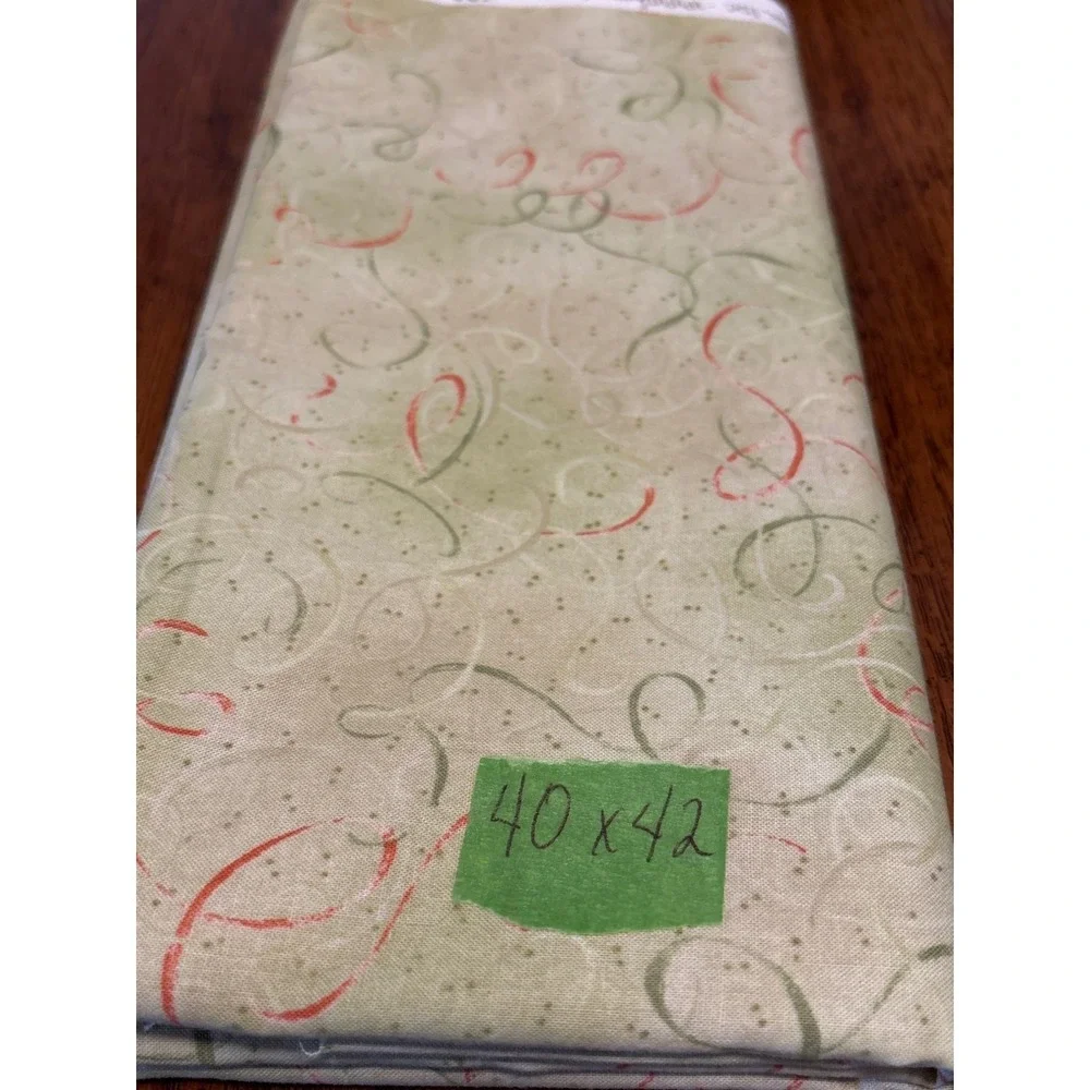 12 Days Of Christmas Benartex Fabric‎ 40x42 Inches Green & Red Confetti Cotton
